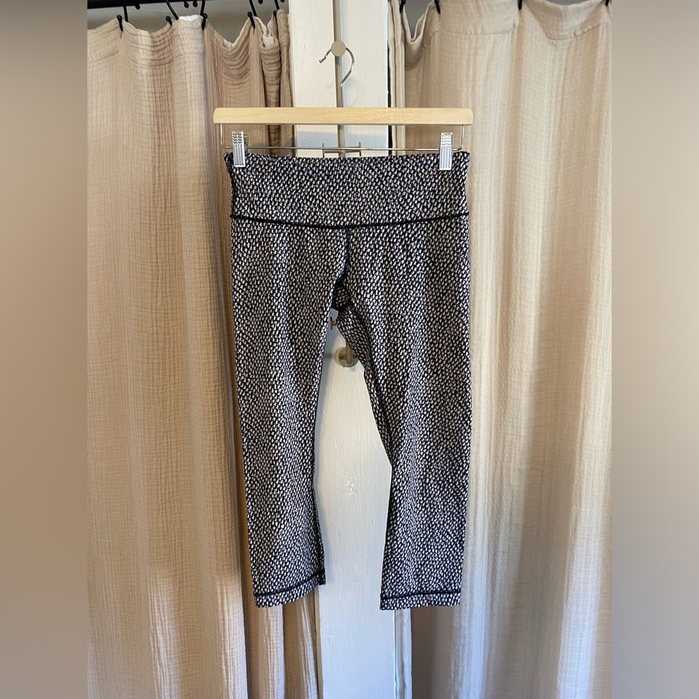 Lululemon Wonder Under Crop- XS/Small